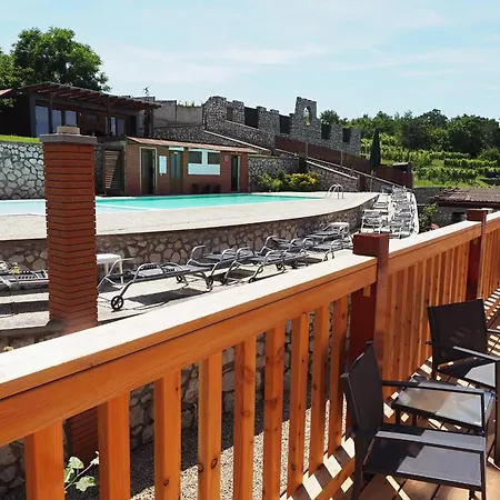 Zajici Ze Hotel 3*