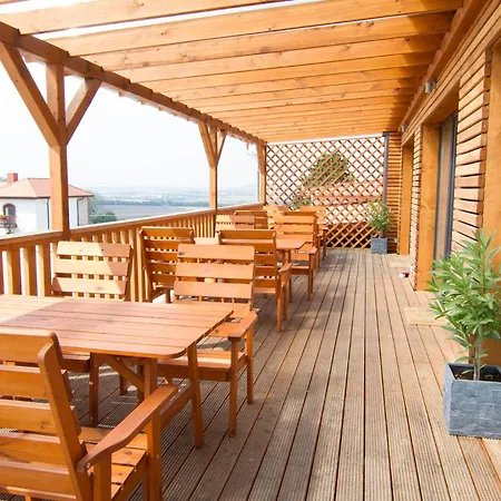 Hotel Zajici Ze 3*