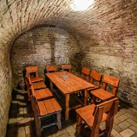 Hotel Zajici Ze 3*