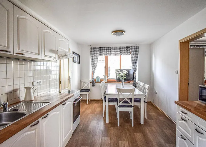 Zajici Ze Hotel Zaječí